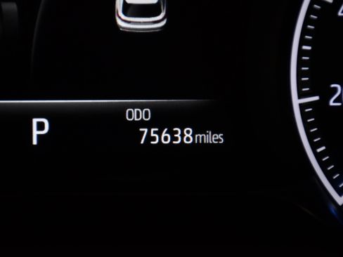 Used 2021 Toyota Venza Limited AWD/4WD image 17