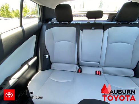 Certified 2022 Toyota Prius L Eco FWD image 19