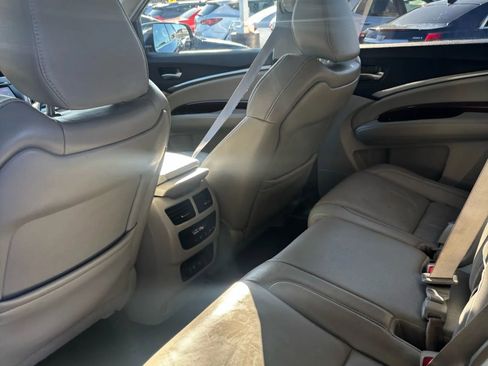 Used 2017 Acura MDX SH-AWD w/ Technology Package image 12