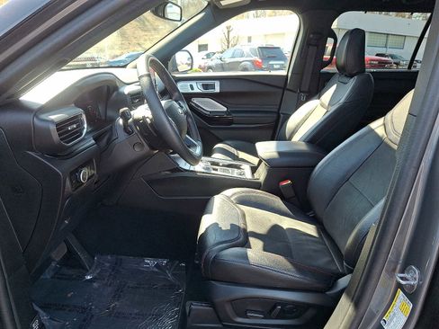 Used 2023 Ford Explorer ST w/ Equipment Group 401A image 13