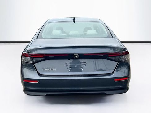 Used 2025 Honda Accord SE image 7