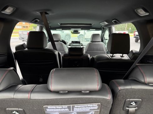 Used 2025 Honda Odyssey Sport-L image 34