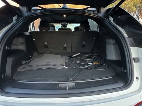 Used 2024 Jeep Wagoneer Launch Edition image 13