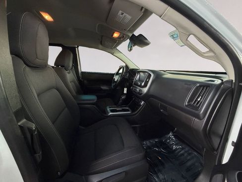 Used 2022 Chevrolet Colorado LT w/ Fleet Safety Package RWD image 17
