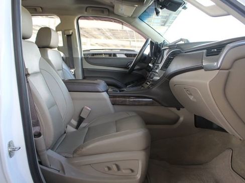 Used 2018 Chevrolet Tahoe LT image 21