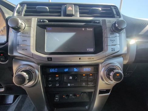 Used 2014 Toyota 4Runner Limited image 26