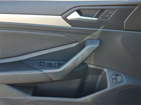 Used 2024 Volkswagen Jetta S image 12