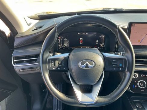 Used 2023 INFINITI QX60 Sensory w/ Cargo Package AWD/4WD image 11