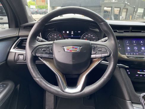 Used 2020 Cadillac XT6 Premium Luxury w/ Platinum Package AWD/4WD image 21