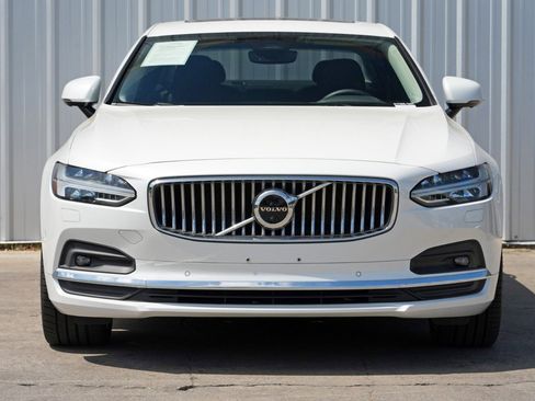 Used 2023 Volvo S90 B6 Plus w/ Protection Package Premier image 7