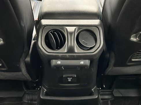 Used 2024 Jeep Wrangler Unlimited Rubicon 4xe image 35