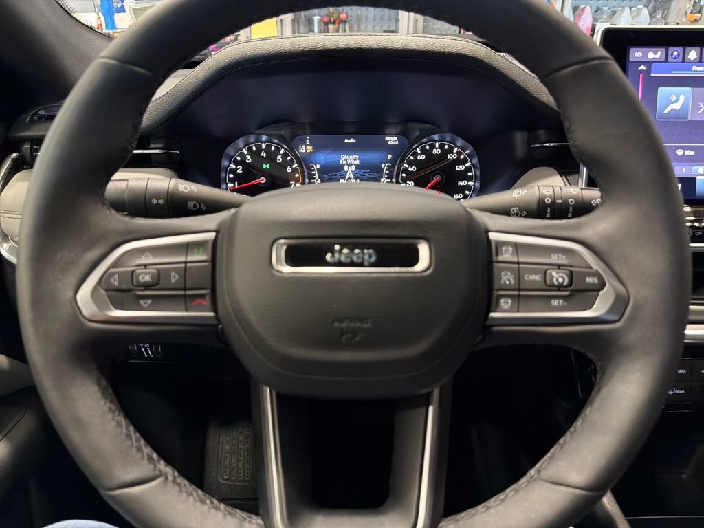Used 2024 Jeep Compass Limited AWD/4WD image 11