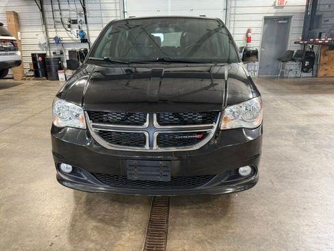 Certified 2020 Dodge Grand Caravan SXT FWD image 37