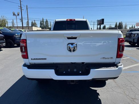 Used 2024 RAM 2500 Laramie AWD/4WD image 5