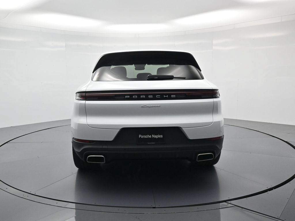 Certified 2026 Porsche Cayenne AWD/4WD image 29