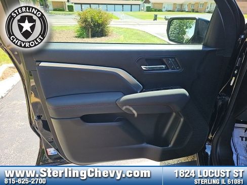 New 2025 Chevrolet Colorado Z71 w/ Technology Package image 24