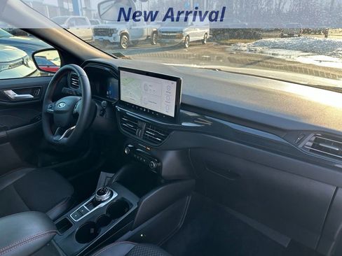 Used 2023 Ford Escape ST-Line w/ Tech Pack #1 image 6