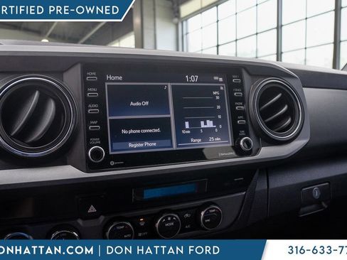 Used 2023 Toyota Tacoma TRD Sport w/ Technology Package AWD/4WD image 7