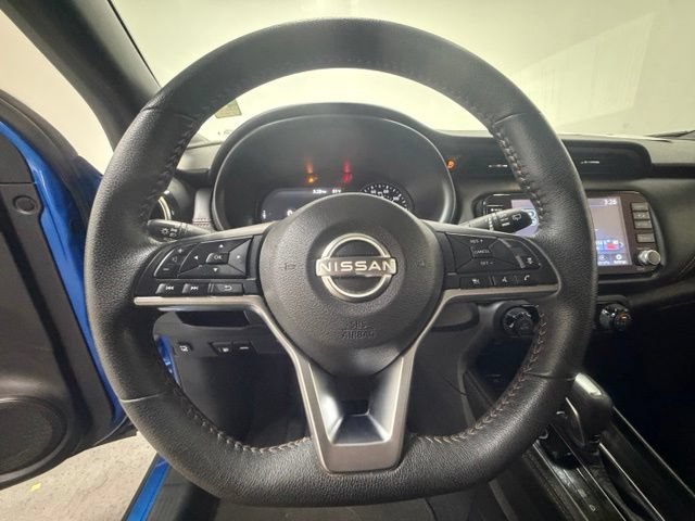 Used 2023 Nissan Kicks SR w/ Interior Electronics Package FWD image 16