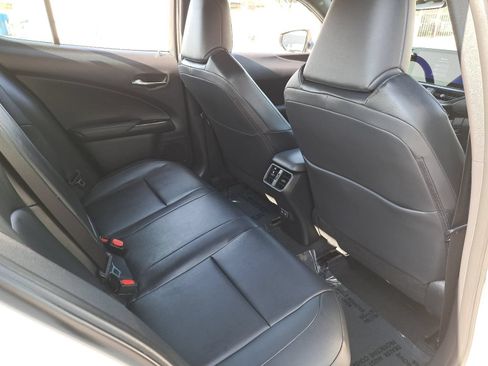 Used 2025 Lexus UX 300h AWD w/ Cold Area Package image 11