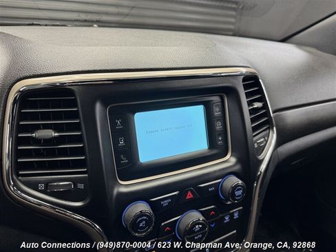 Used 2014 Jeep Grand Cherokee Laredo w/ Quick Order Package 23E RWD image 14