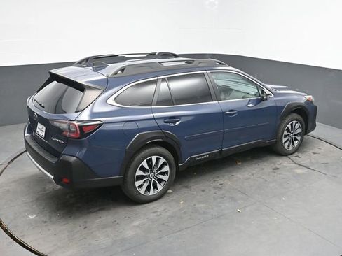 Used 2023 Subaru Outback Limited image 26