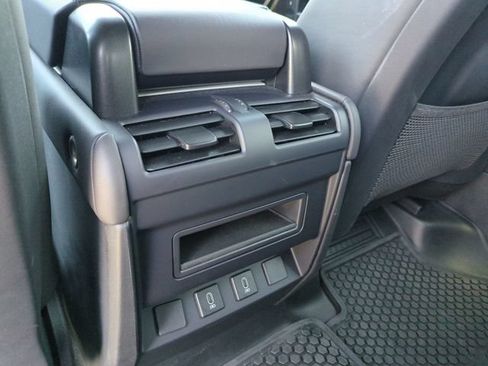 Used 2026 Land Rover Defender 110 X-Dynamic SE AWD/4WD image 13