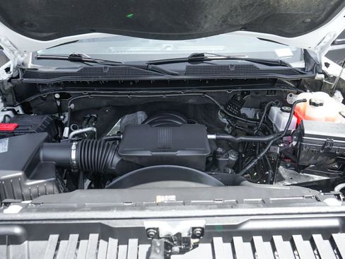 Used 2022 Chevrolet Silverado 2500 LT w/ Convenience Package AWD/4WD image 11