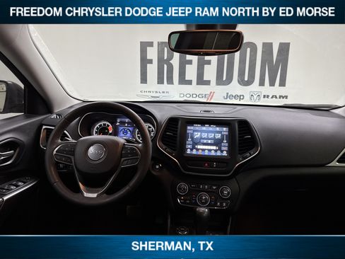 Used 2022 Jeep Cherokee Latitude Lux AWD/4WD image 11