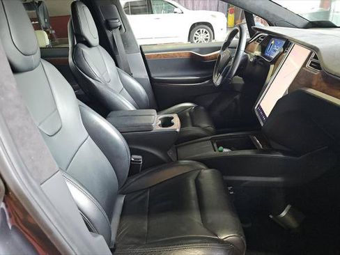 Used 2017 Tesla Model X 90D AWD/4WD image 13