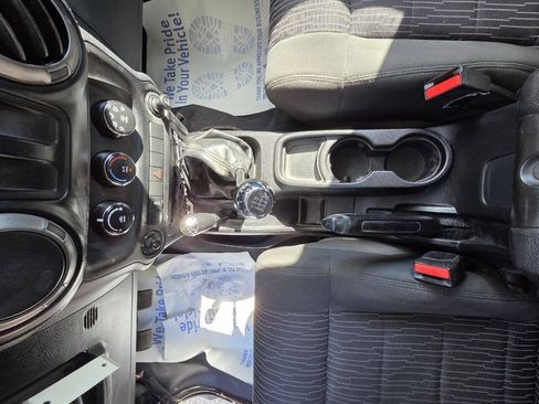 Used 2012 Jeep Wrangler Sport AWD/4WD image 15