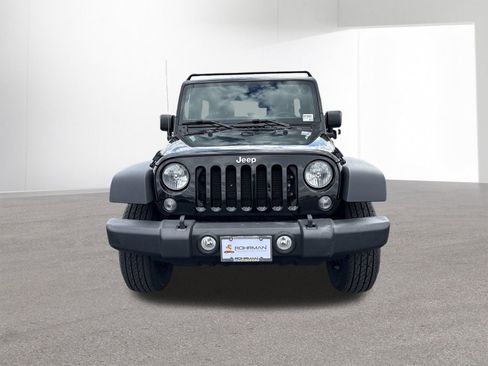 Used 2017 Jeep Wrangler Unlimited Sport w/ Connectivity Group AWD/4WD image 3