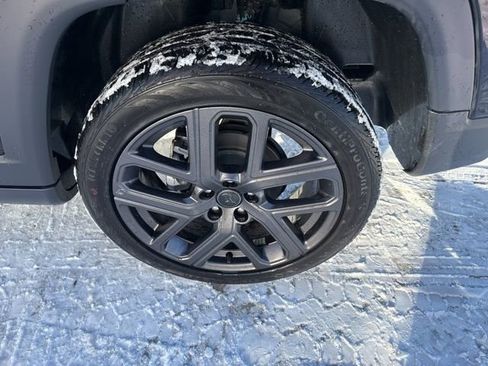 New 2026 Jeep Compass Latitude image 9