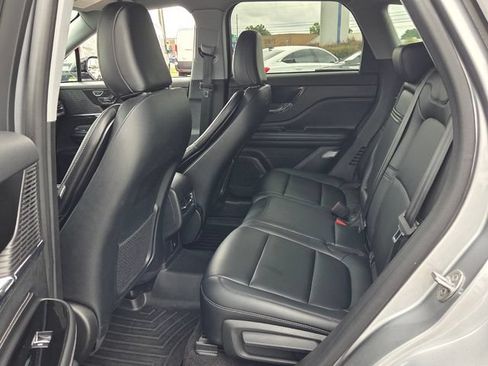 Used 2022 Lincoln Corsair FWD image 6