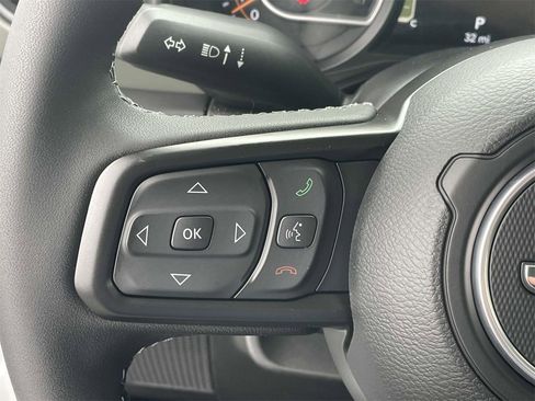 New 2025 Jeep Gladiator Mojave w/ Convenience Group image 13