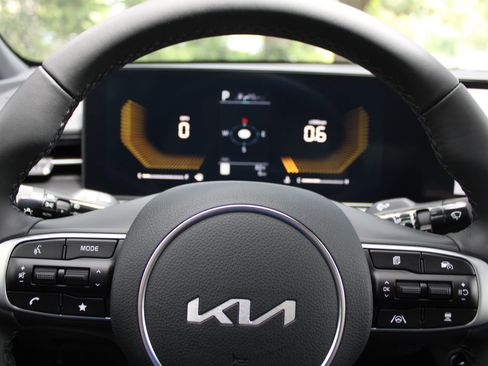 New 2026 Kia K5 GT-Line image 25