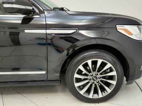 Used 2021 Lincoln Navigator Reserve AWD/4WD image 21
