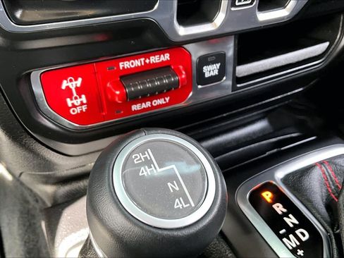 Used 2020 Jeep Wrangler Unlimited Rubicon w/ Quick Order Package 28Y Recon image 32