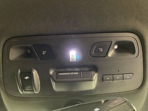 Used 2017 Chevrolet Camaro SS RWD image 28