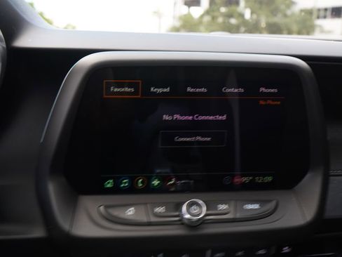 Used 2020 Chevrolet Camaro SS RWD image 25