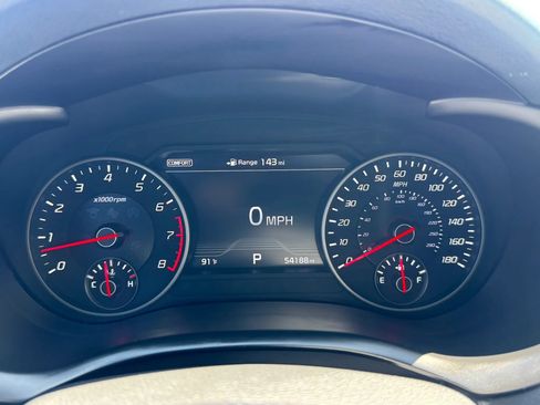 Used 2018 Kia Stinger GT1 AWD/4WD image 65