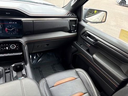 Used 2023 GMC Sierra 1500 AT4 w/ Technology Package image 21