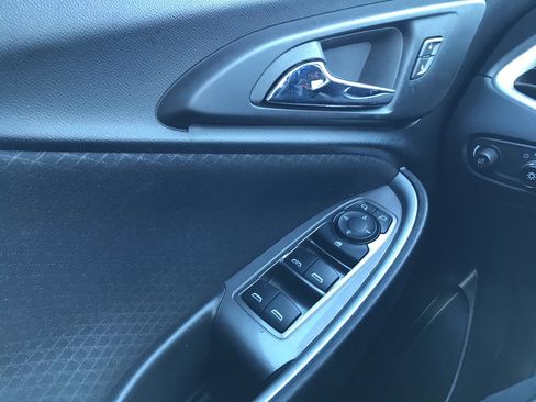 Used 2023 Chevrolet Malibu LT image 42