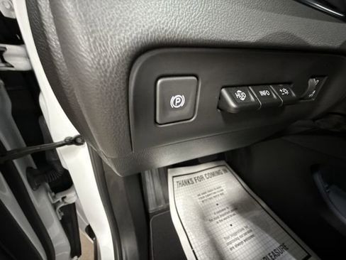 Used 2024 Buick Enclave Premium image 51