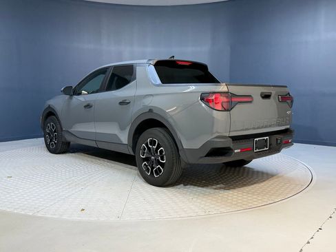 Used 2023 Hyundai Santa Cruz SEL image 3