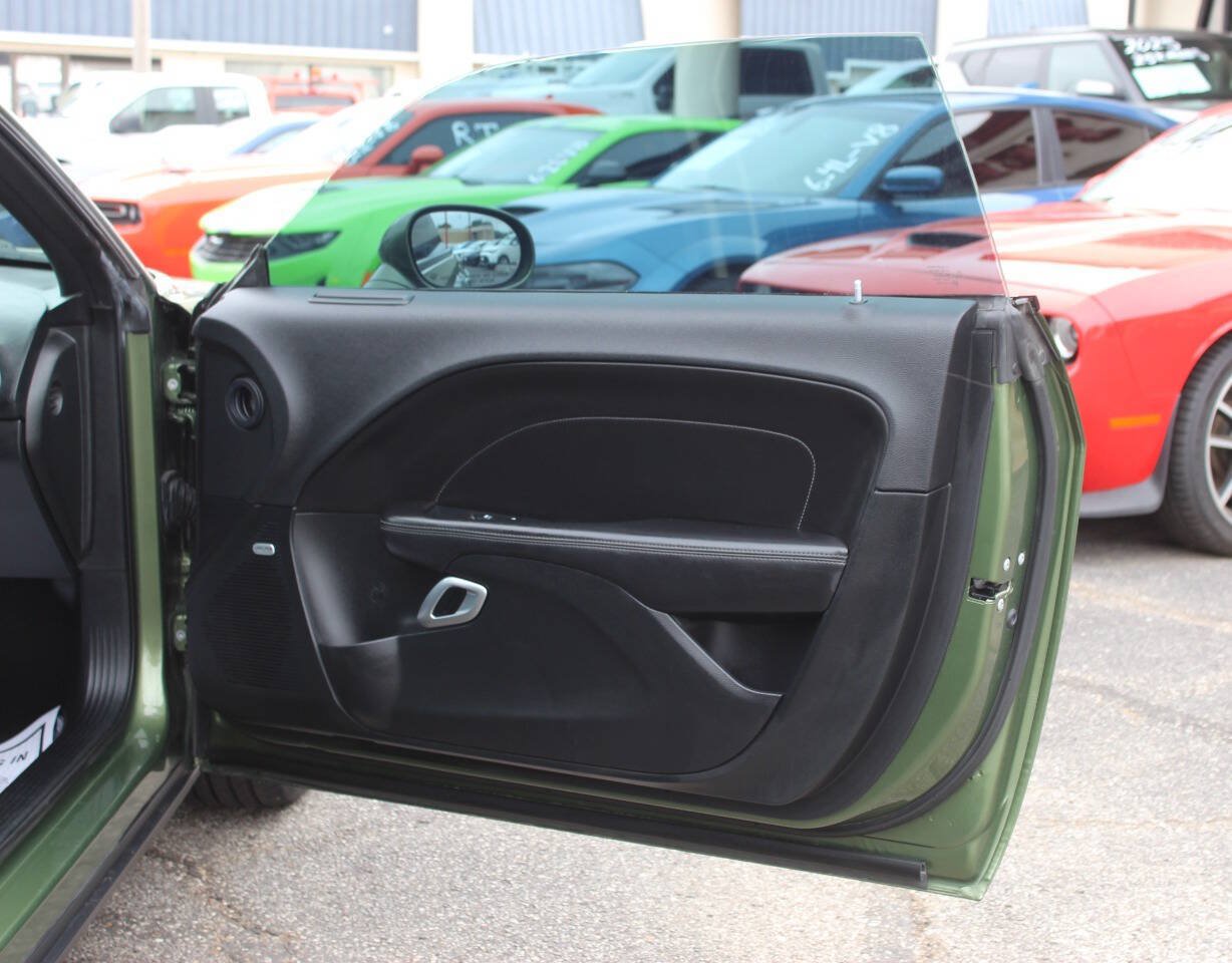 Used 2018 Dodge Challenger GT w/ GT Interior Package AWD/4WD image 10