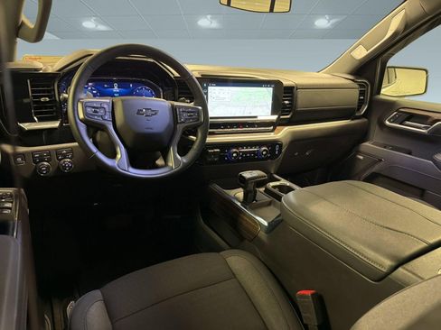 Used 2025 Chevrolet Silverado 1500 RST w/ Convenience Package II AWD/4WD image 29