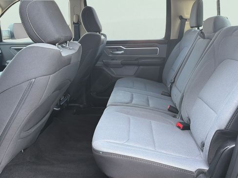 Used 2020 RAM 1500 Big Horn AWD/4WD image 5