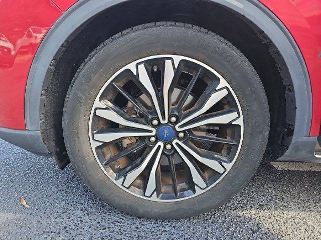 Used 2021 Ford Escape SE w/ SE Sport Appearance Package FWD image 34