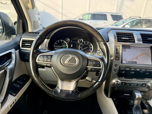 Used 2020 Lexus GX 460 Premium image 31